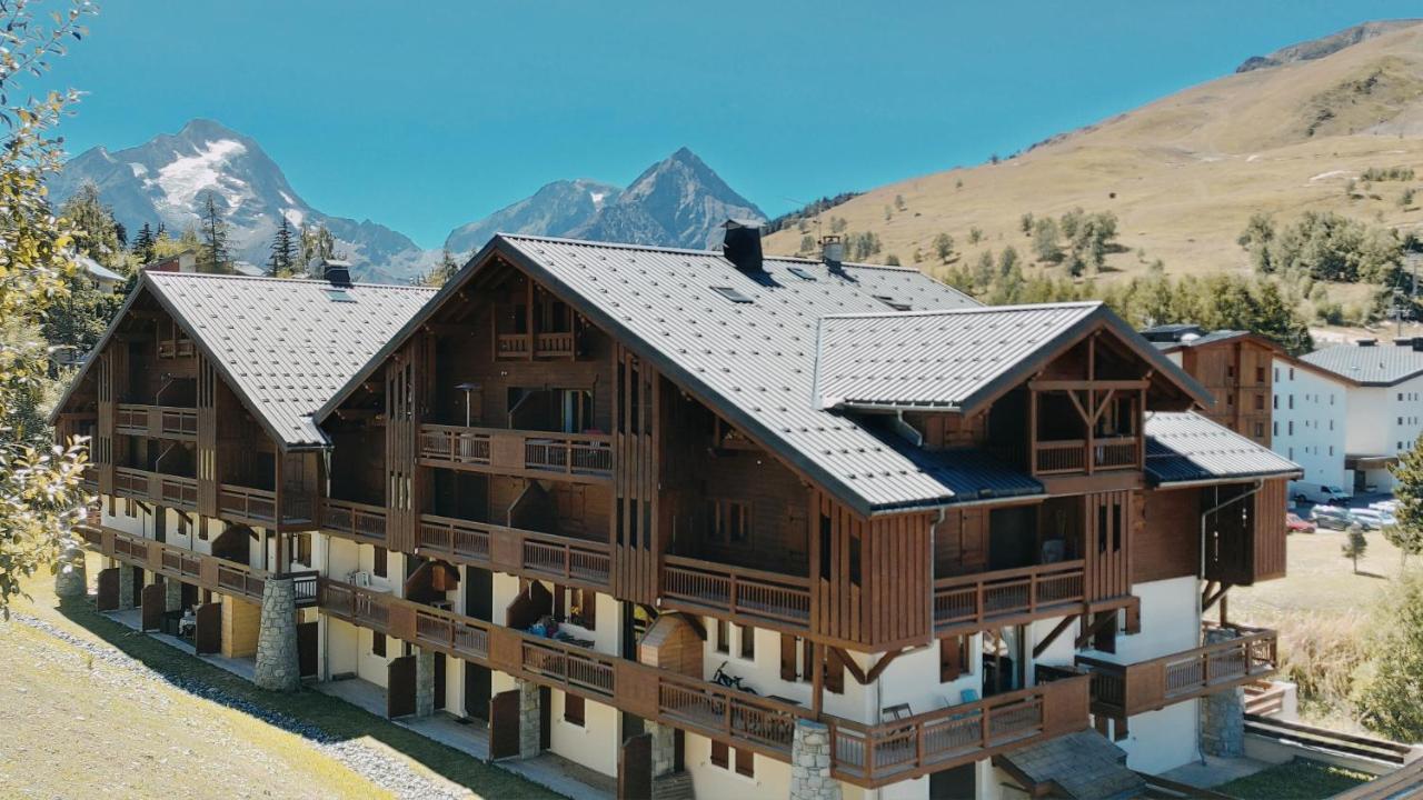 T2 Meublé Tourisme 3 étoiles TOUT CONFORT linge de lit-serviettes-ménage-parking privé avec superbe vue et au pied des pistes Les Deux Alpes Esterno foto