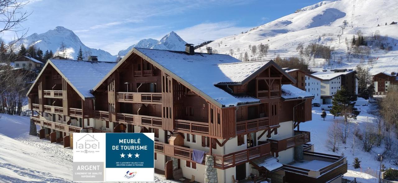 T2 Meublé Tourisme 3 étoiles TOUT CONFORT linge de lit-serviettes-ménage-parking privé avec superbe vue et au pied des pistes Les Deux Alpes Esterno foto