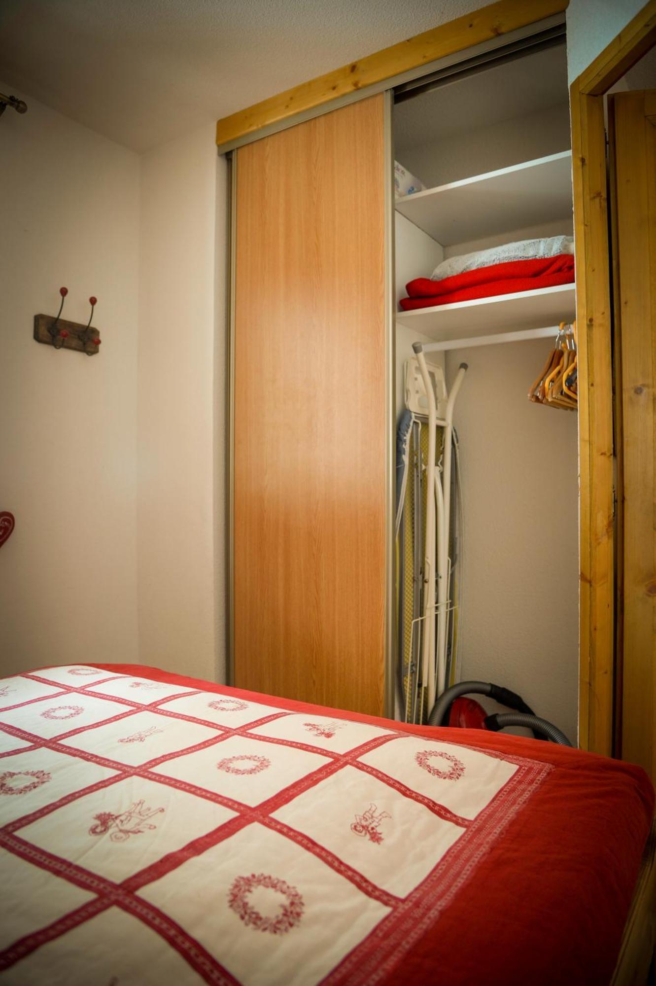 T2 Meublé Tourisme 3 étoiles TOUT CONFORT linge de lit-serviettes-ménage-parking privé avec superbe vue et au pied des pistes Les Deux Alpes Esterno foto